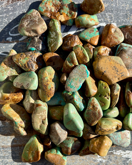 One (1) Gorgeous Authentic Turquoise Tumble from Arizona