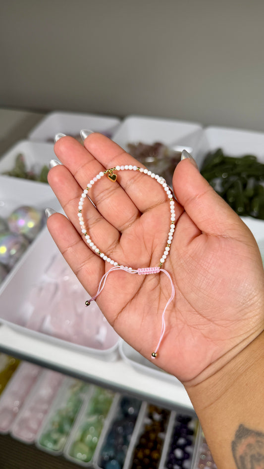 One (1) Adjustable Queen Conch Shell Mini Beaded Bracelet | Intuitively Chosen