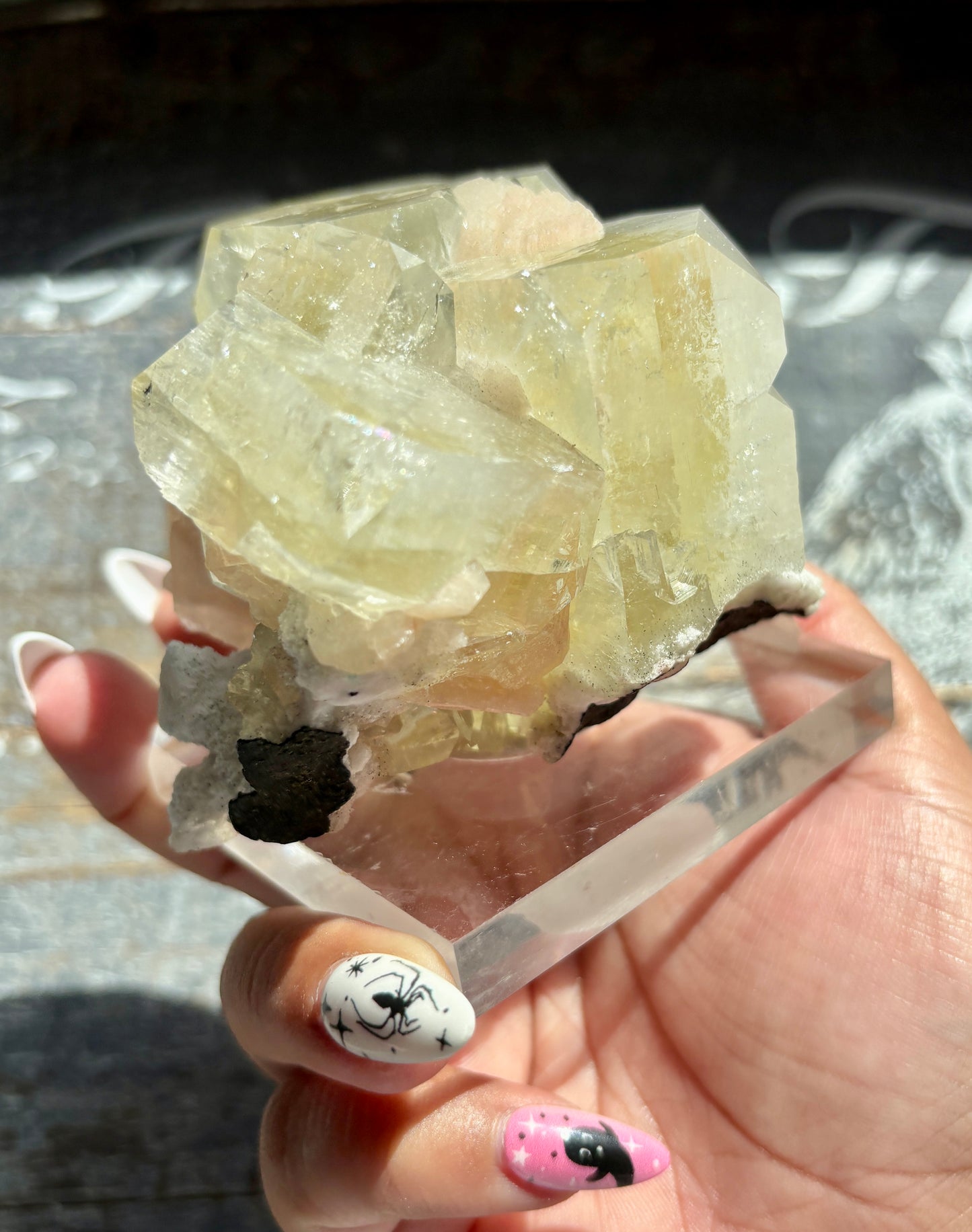 Gorgeous Yellow Apophyllite w. Stilbite Nashik, Maharashtra india *Collector Piece