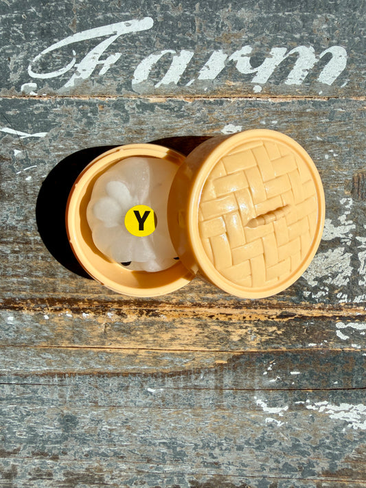 Adorable White Onyx Dumpling in Steamer | Opt Y