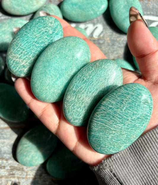 1 (One) Gorgeous Green Amazonite Palm Stone