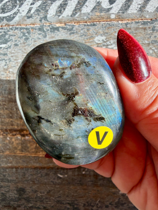 Gorgeous Flashy Labradorite Palm Stone | Madagascar | Opt V