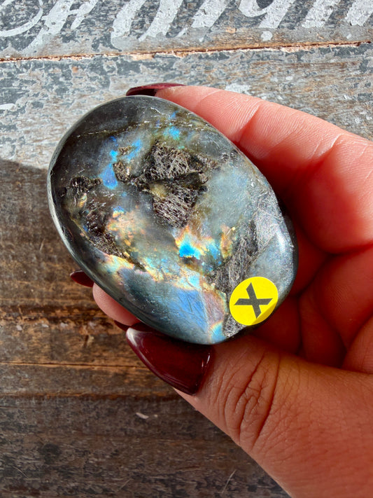 Gorgeous Flashy Labradorite Palm Stone | Madagascar | Opt X