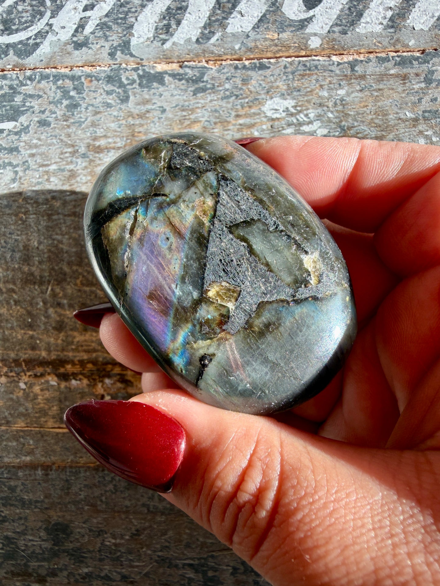 Gorgeous Flashy Labradorite Palm Stone | Madagascar | Opt X