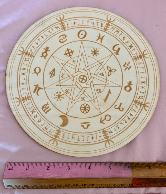 One (1) Wood Crystal Grid | Style E