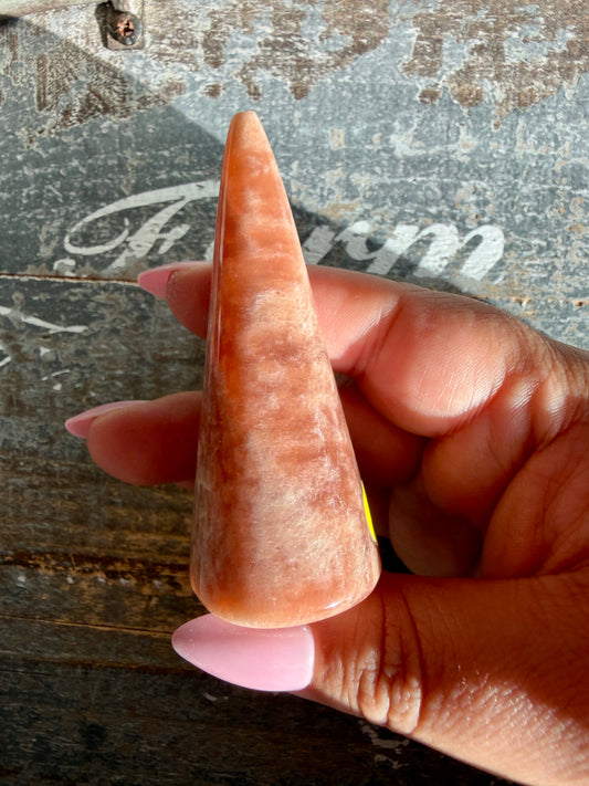 Gorgeous Rose Gold Moonstone Ring Holder | Opt S