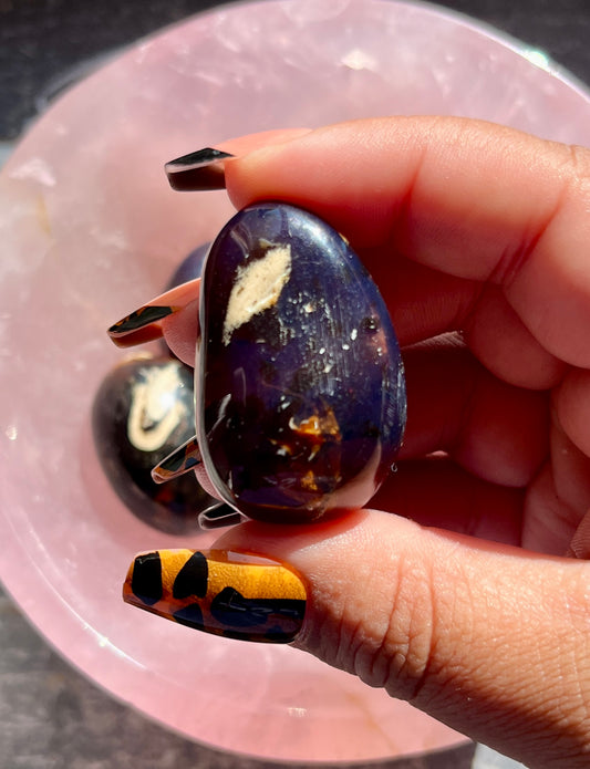 One (1) Gorgeous Blue/Red Amber Tumble from Indonesia