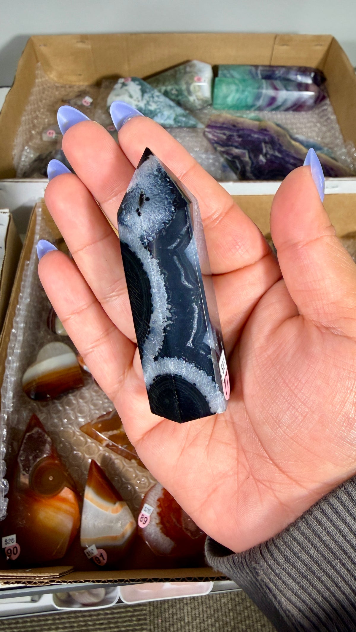 Gorgeous Banded Agate Tower (dyed) | Opt 77