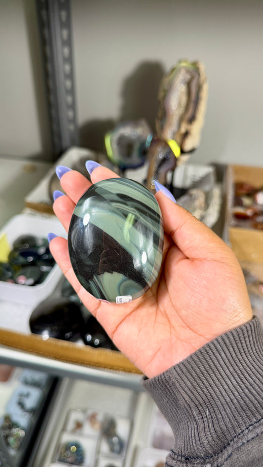 Gorgeous Platinum Obsidian Palm Stone | Opt 85
