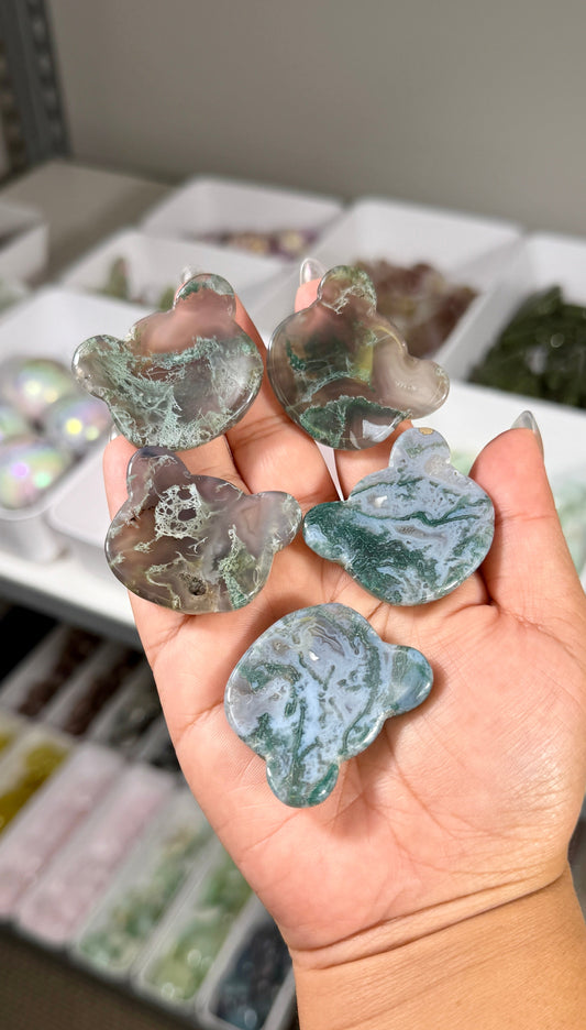 One (1) Moss Agate Bear Head Worry Stone | Intuitively Chosen