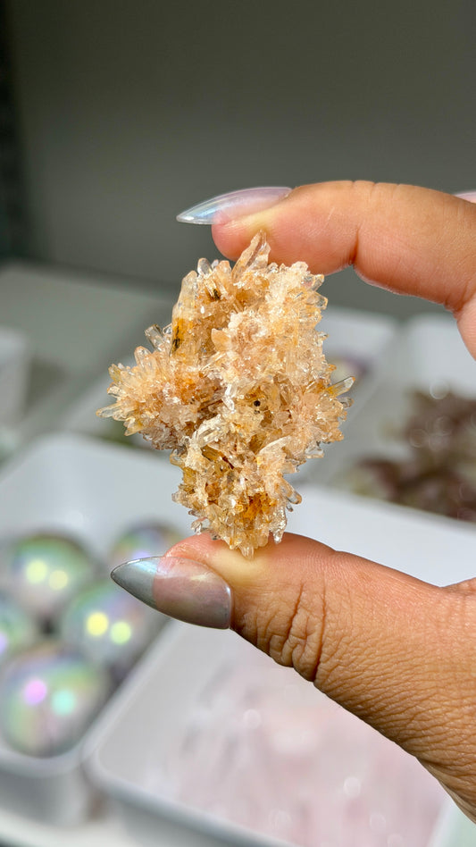 Gorgeous CREEDITE Specimen | Navidad Mine | Opt 75