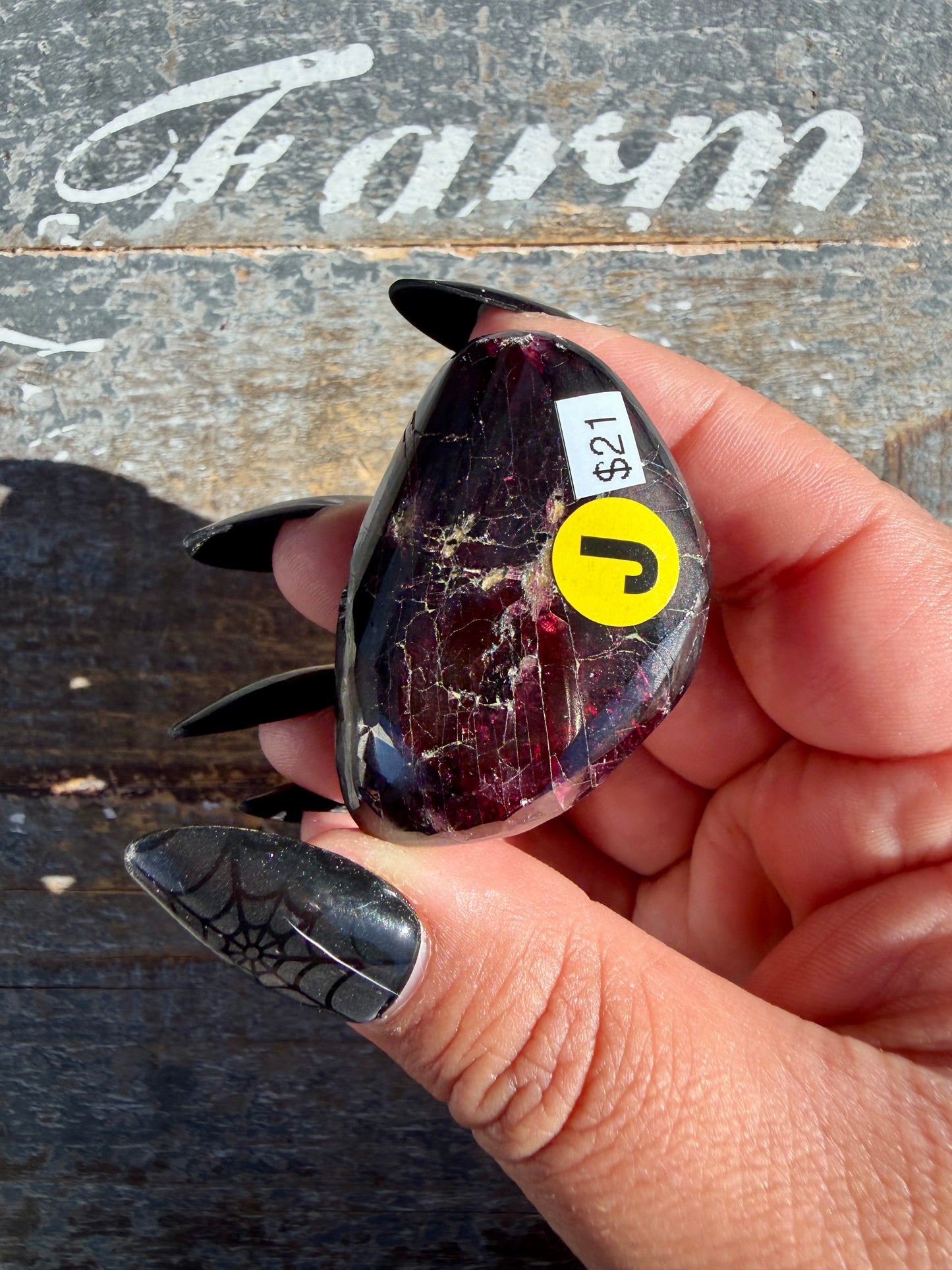 Gorgeous Garnet Freeform | India | Opt J