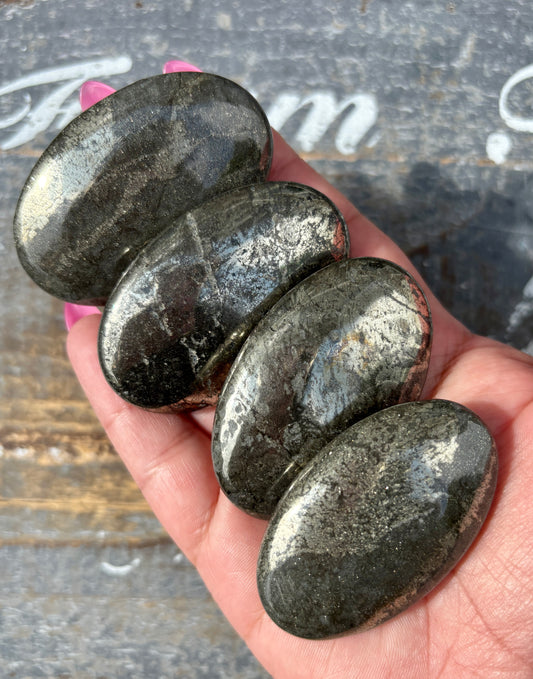 One (1) Gorgeous Pyrite Palmstone