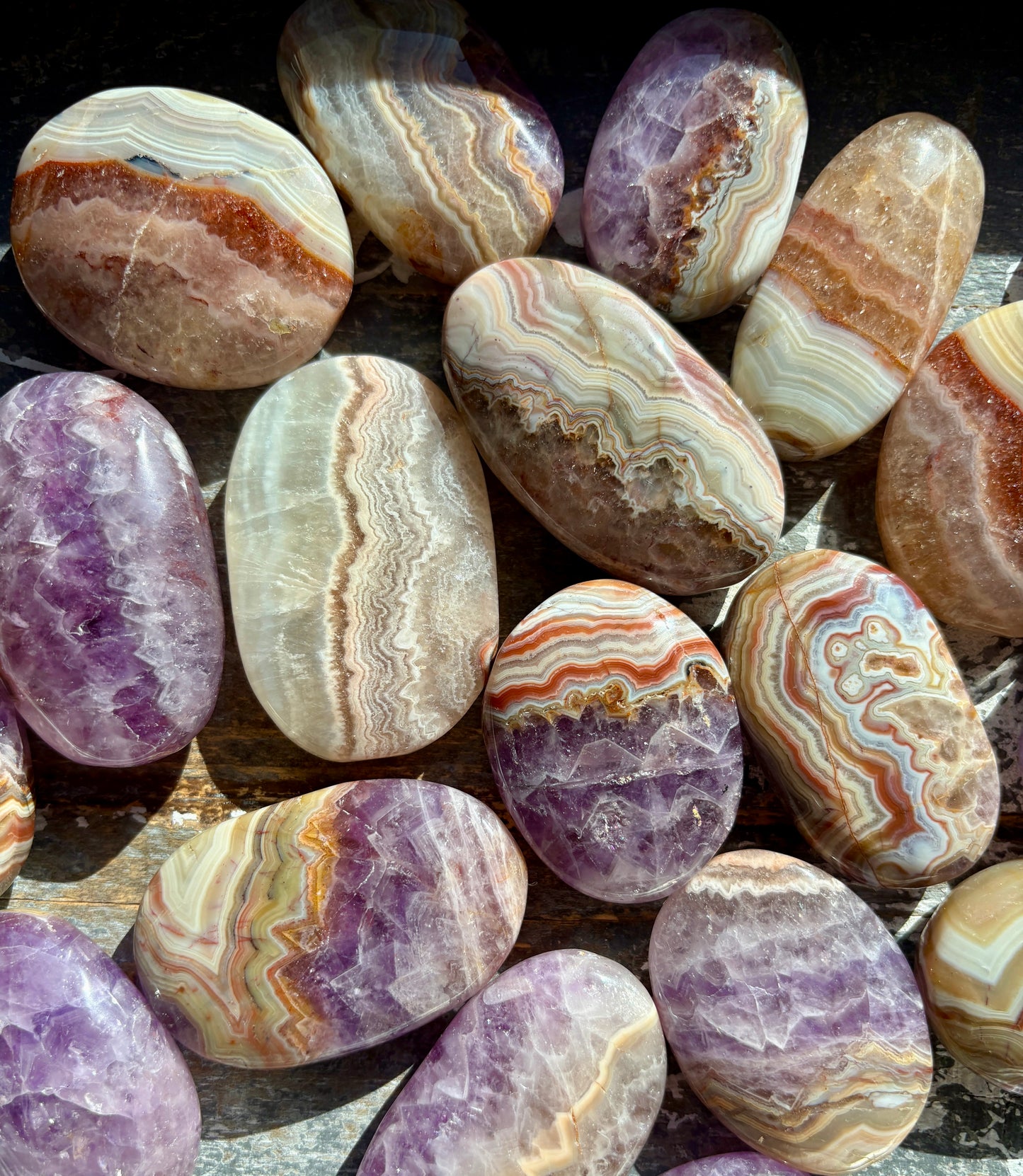 One (1) Gorgeous Amethyst & Crazy Lace Agate Palm Stone