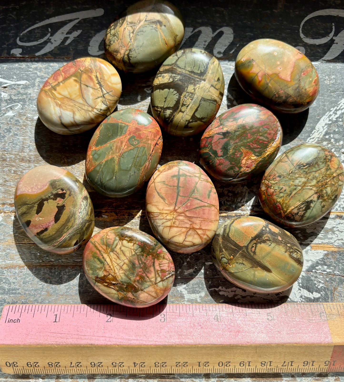 One (1) Gorgeous Cherry Creek Mini Palm Stone