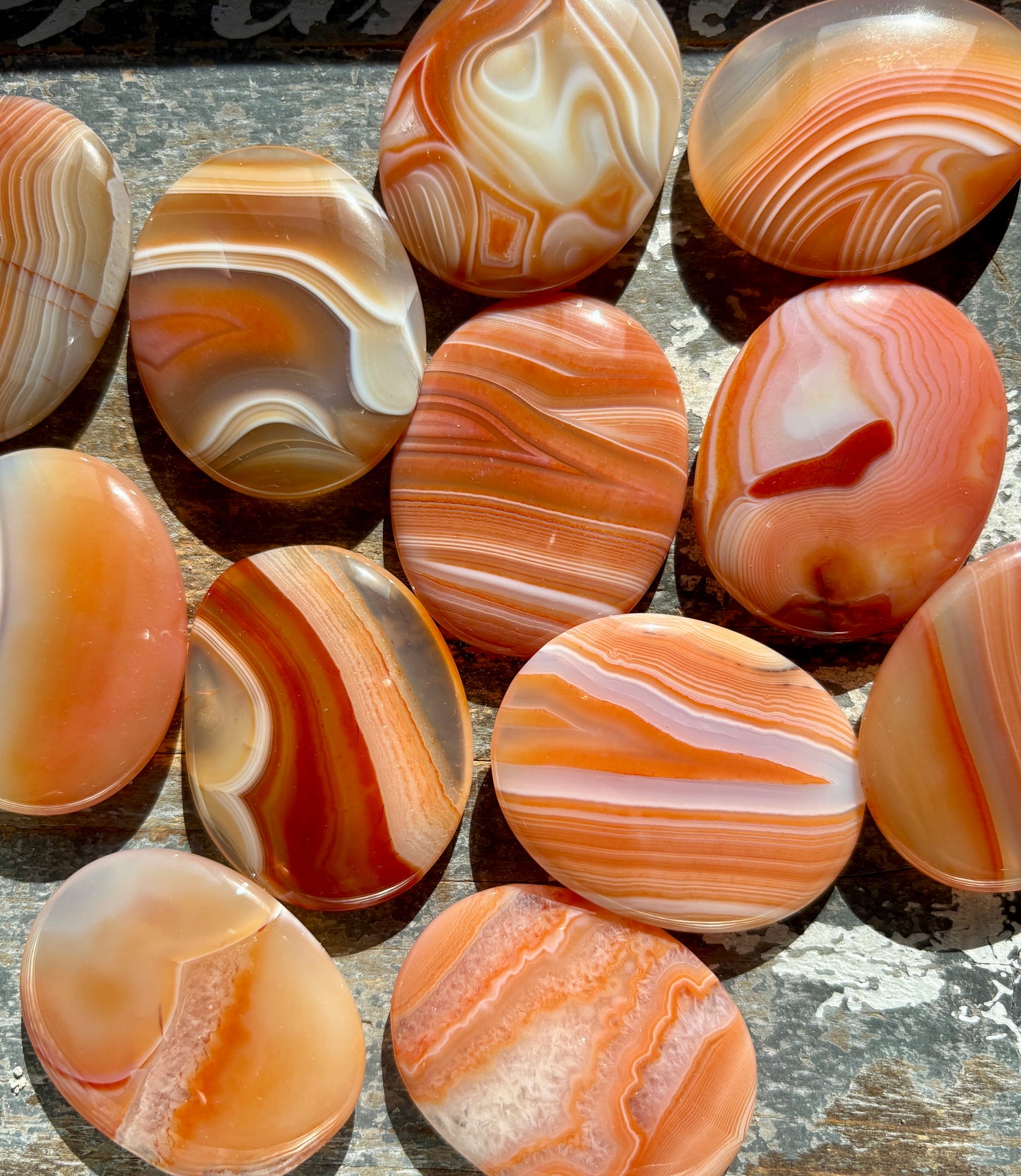 One (1) Gorgeous Carnelian Flat Stone