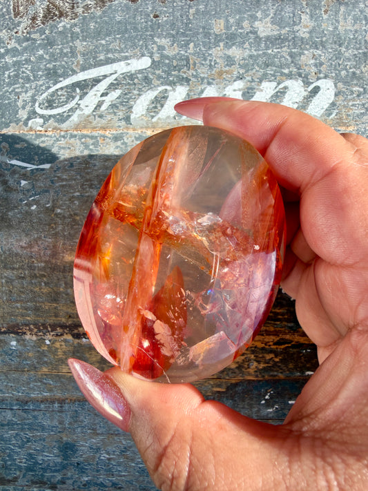 Gorgeous High Quality Fire Quartz Palm Stone | Opt 73