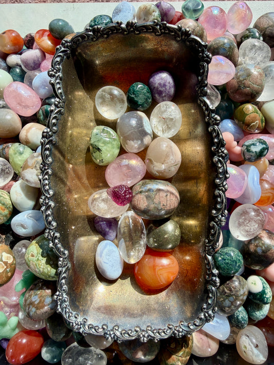 One (1) Scoop of Botanical Babe Crystal Confetti