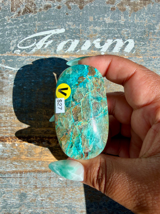 Gorgeous Chrysocolla/Azurite Palm Stone from Peru | Opt V