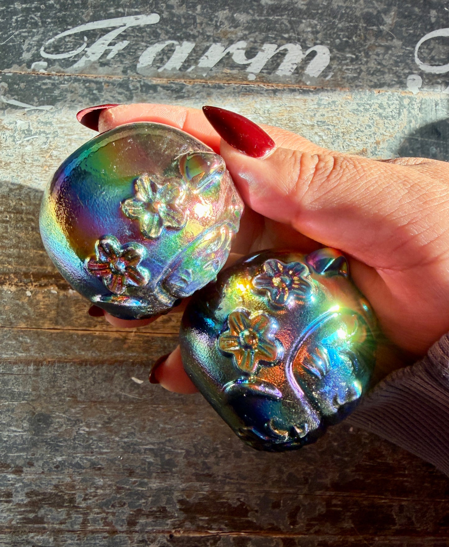 One (1) Titanium Aura Flower Kitty