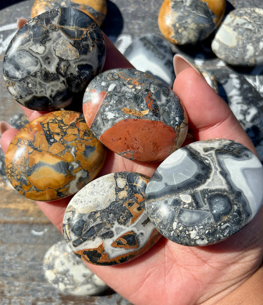 One (1) Maligano Jasper Palm Stone | Intuitley Chosen