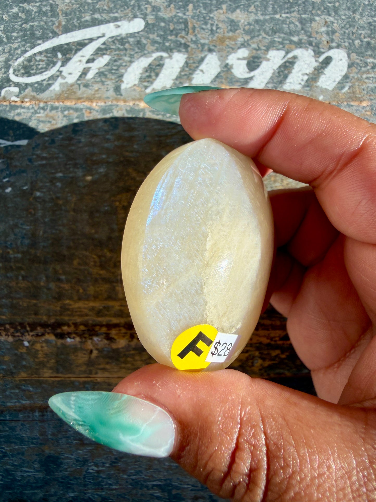 Gorgeous Blue Flash White Moonstone Palm Stone | India | Opt F