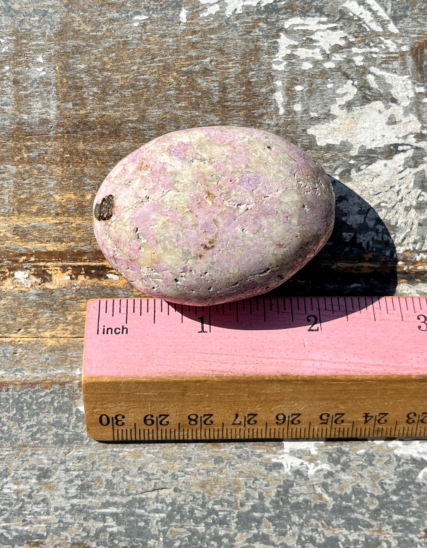 Gorgeous Hackmanite Palm Stone from Afghanistan *UV Reacts Orange