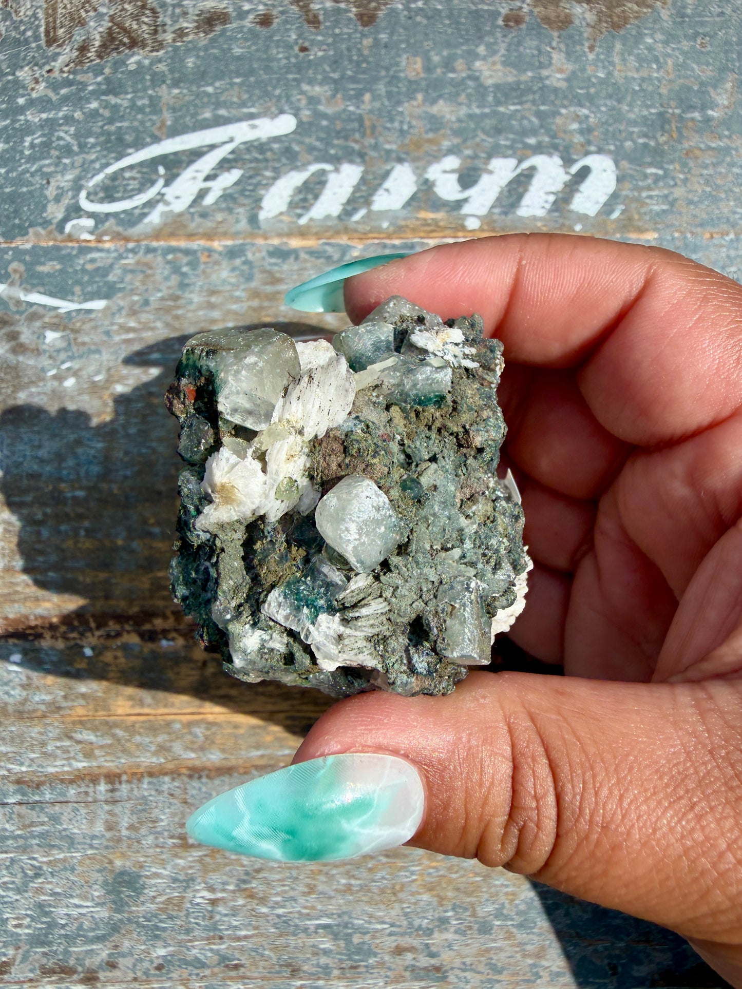 Gorgeous Amethyst Mix Material Specimen from Brazil | Opt I1