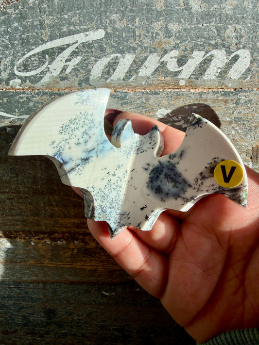 Spooky Dendritic Agate Bat | Mexico | Opt V