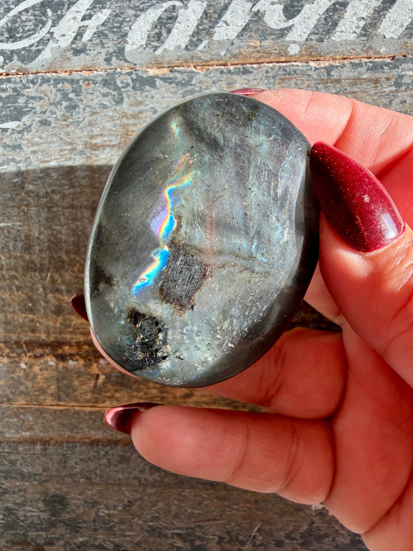 Gorgeous Flashy Labradorite Palm Stone | Madagascar | Opt Z