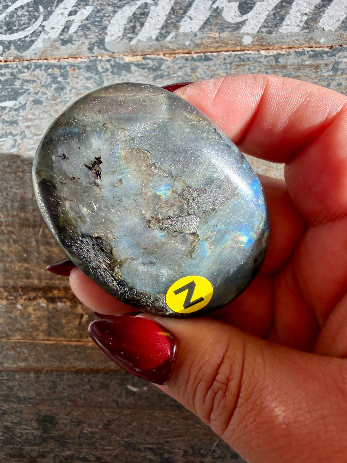 Gorgeous Flashy Labradorite Palm Stone | Madagascar | Opt Z