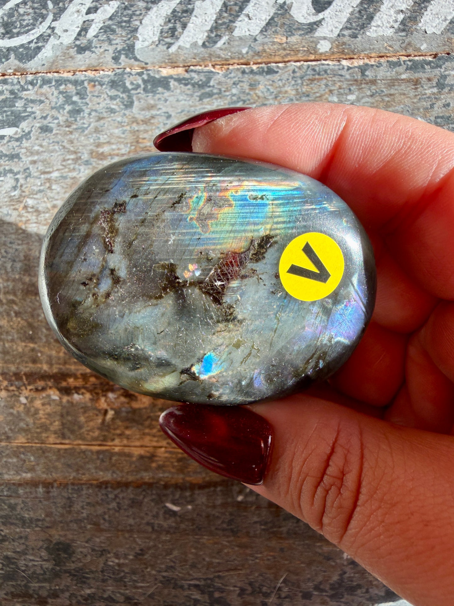 Gorgeous Flashy Labradorite Palm Stone | Madagascar | Opt V