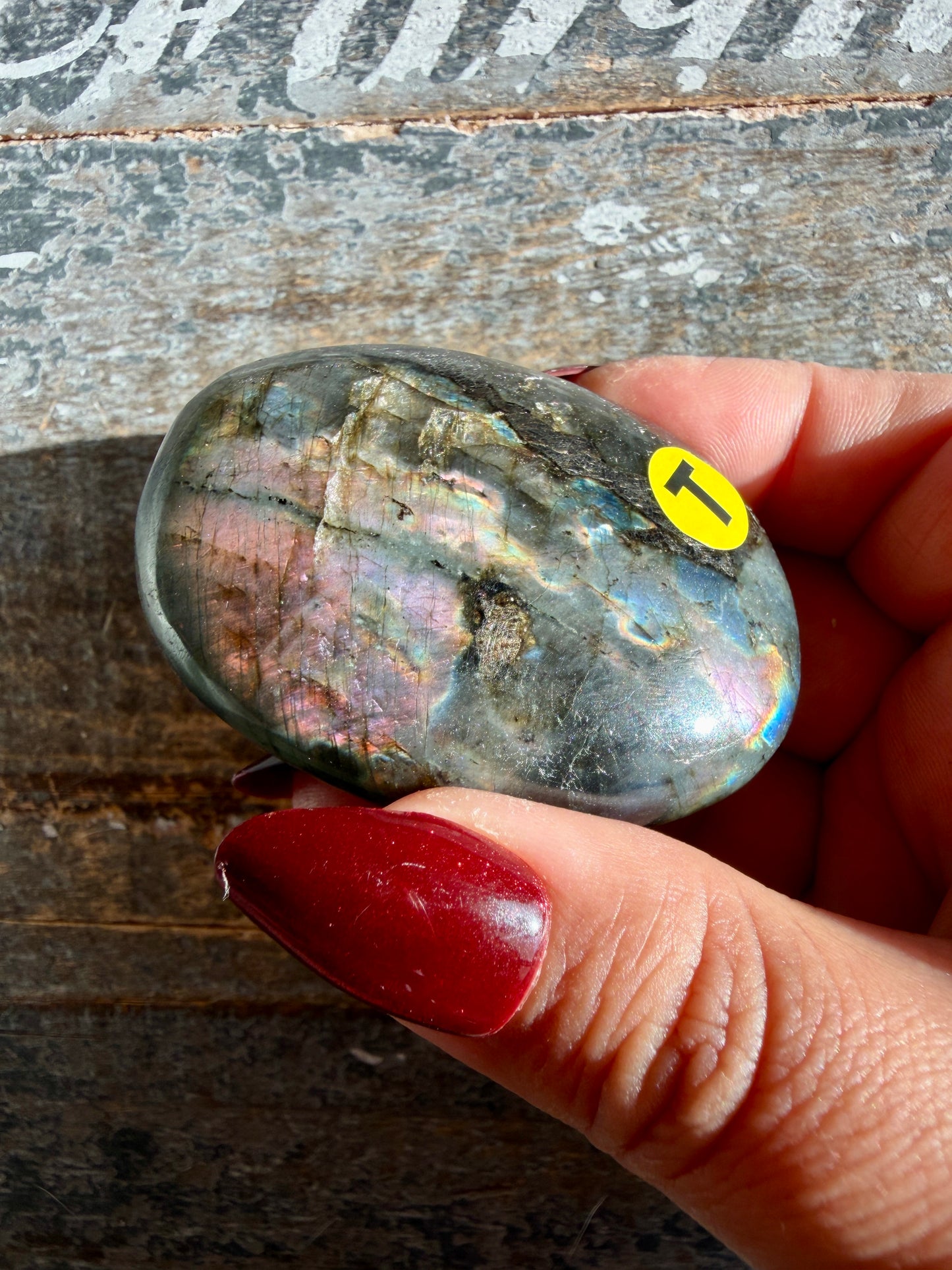 Gorgeous Flashy Labradorite Palm Stone | Madagascar | Opt T