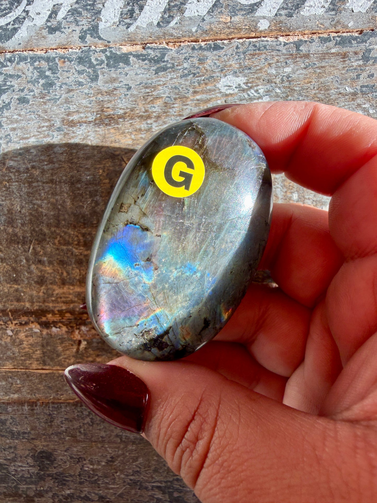 Gorgeous Flashy Labradorite Palm Stone | Madagascar | Opt G