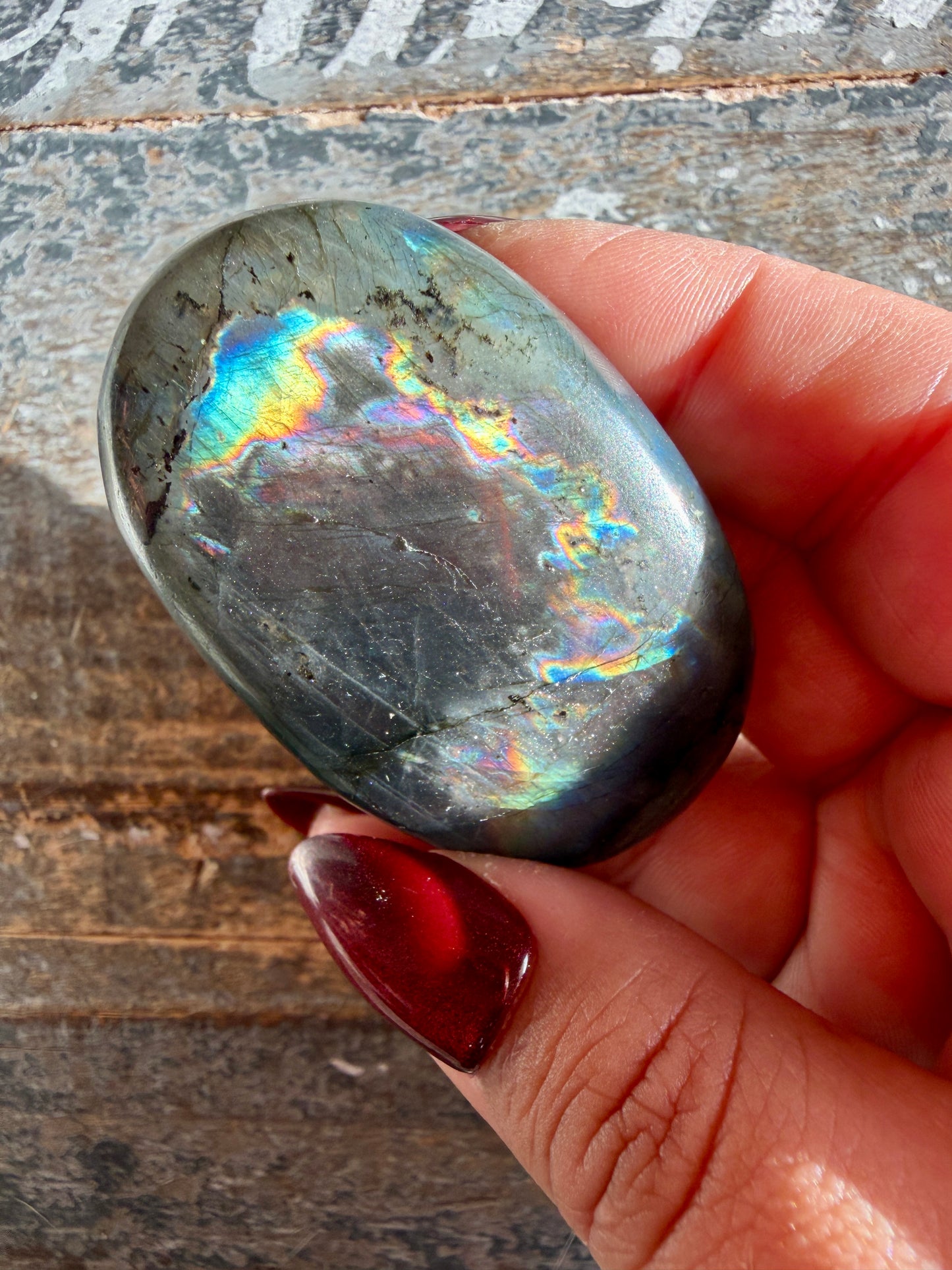 Gorgeous Flashy Labradorite Palm Stone | Madagascar | Opt G