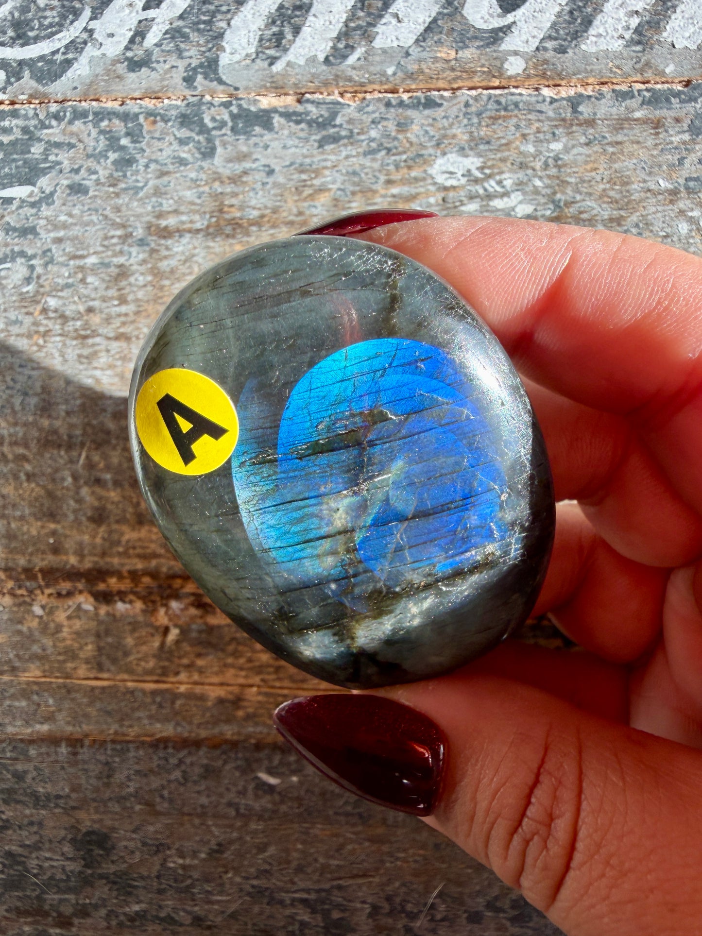 Gorgeous Flashy Labradorite Palm Stone | Madagascar | Opt A