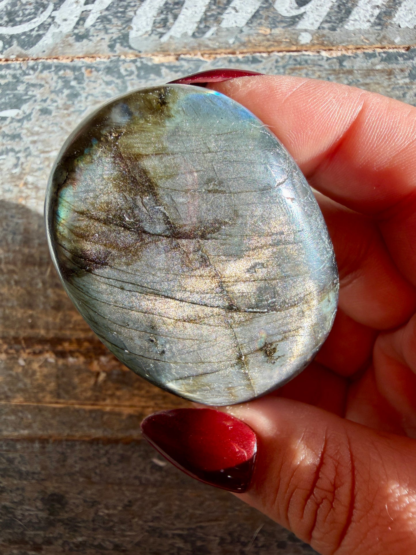 Gorgeous Flashy Labradorite Palm Stone | Madagascar | Opt A