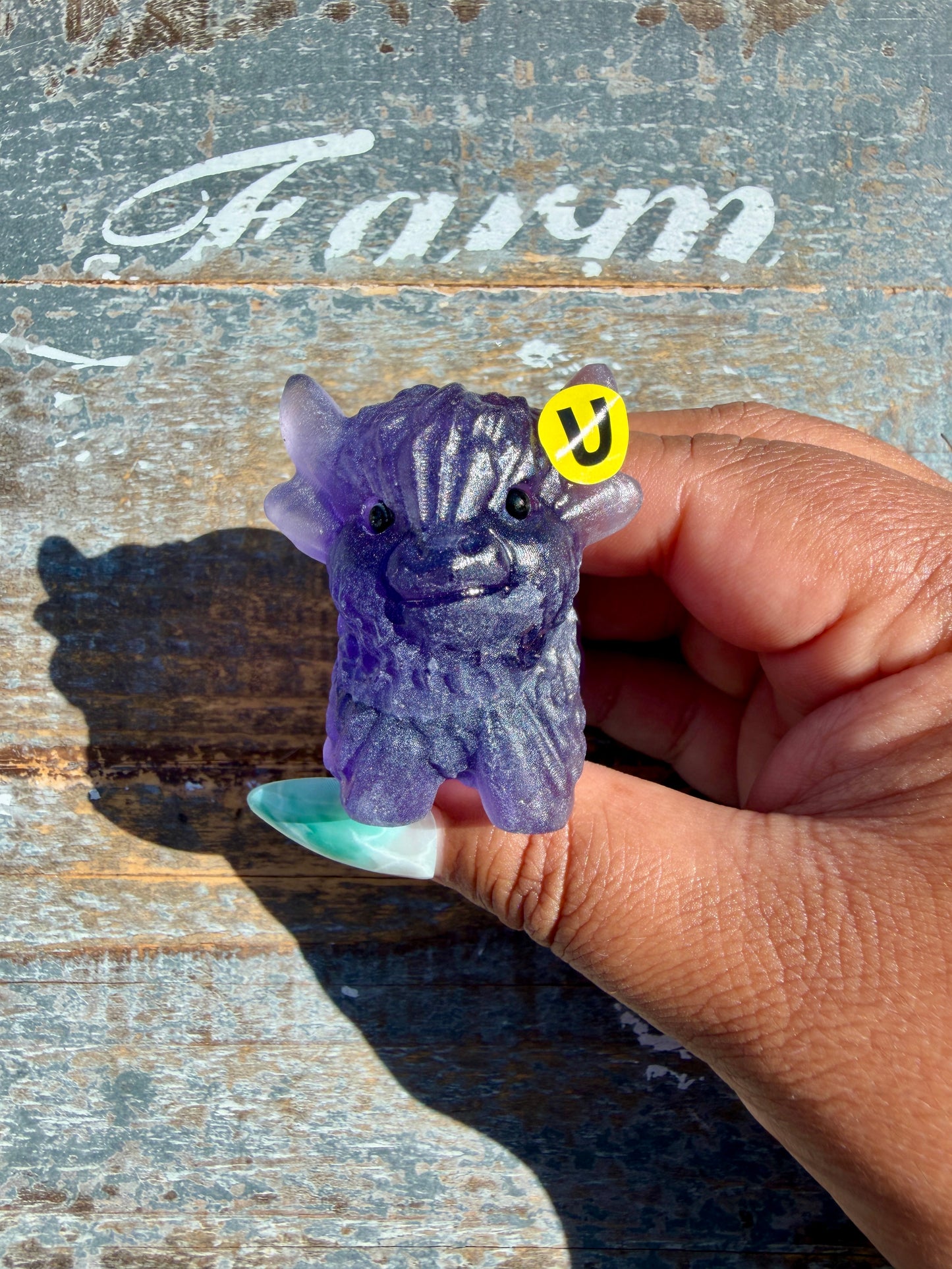 Adorable Rainbow Fluorite Highland Cow | Opt U