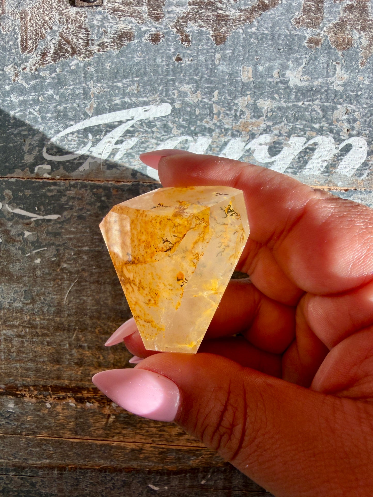 Gorgeous AAA Grade Golden Healer with Dendritic Inclusions | Opt H