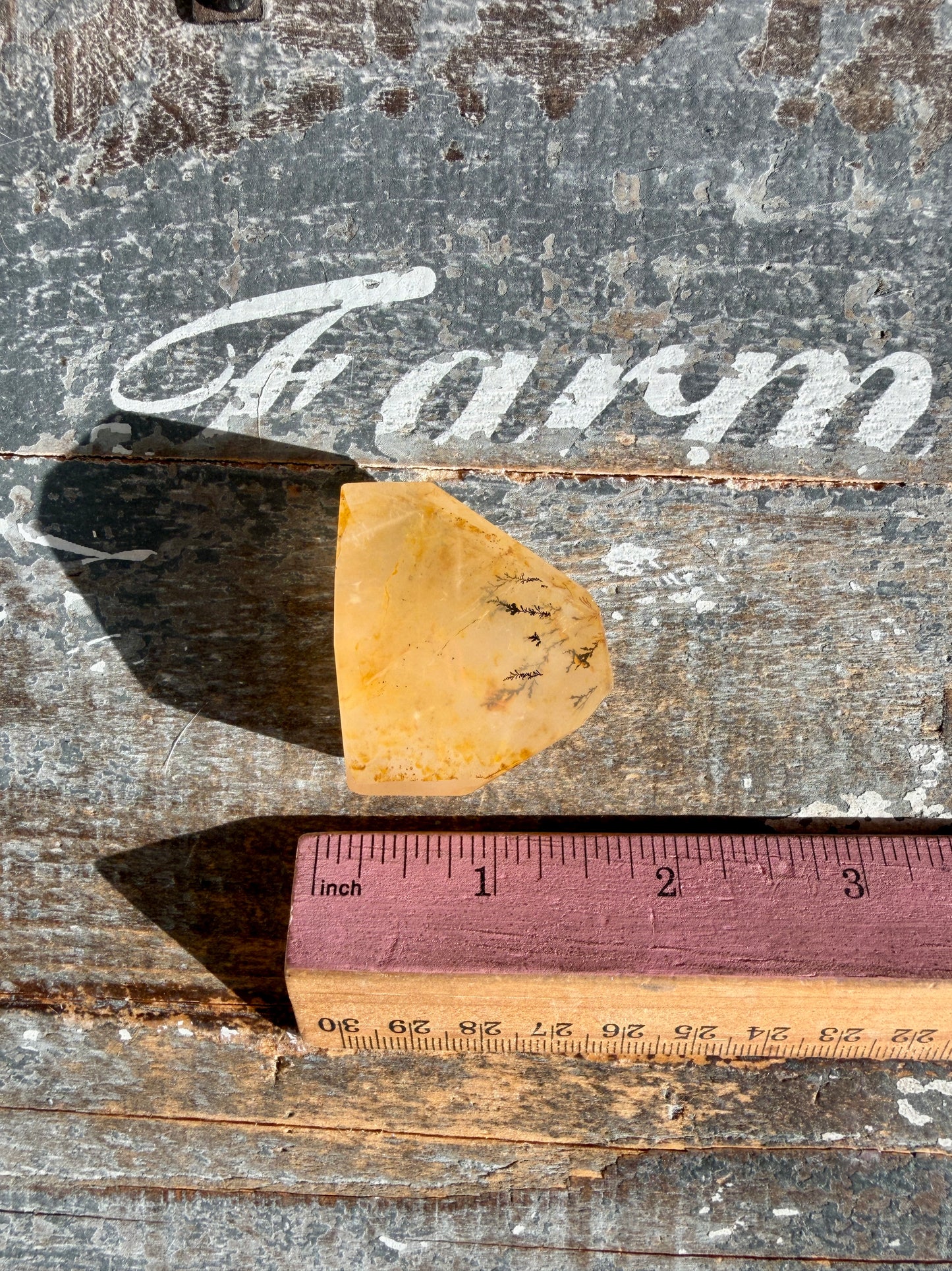 Gorgeous AAA Grade Golden Healer with Dendritic Inclusions | Opt H