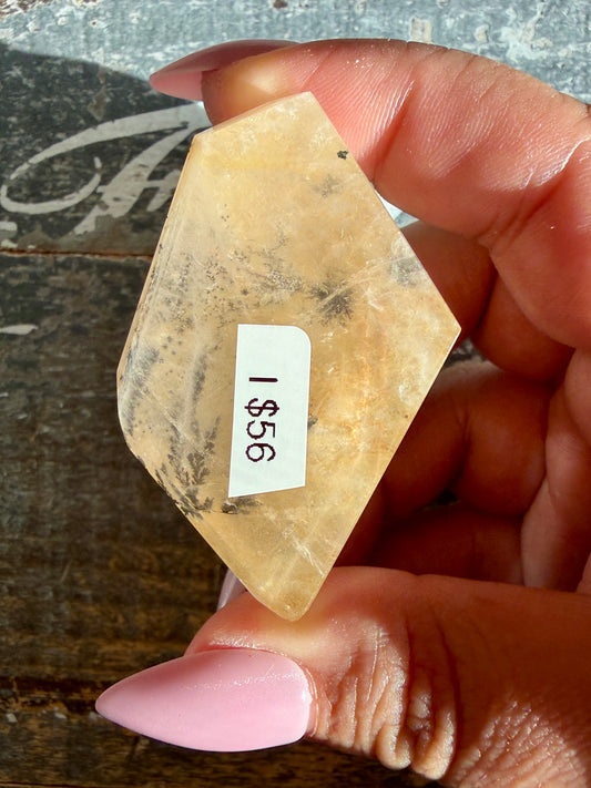 Gorgeous AAA Grade Golden Healer with Dendritic Inclusions | Opt I