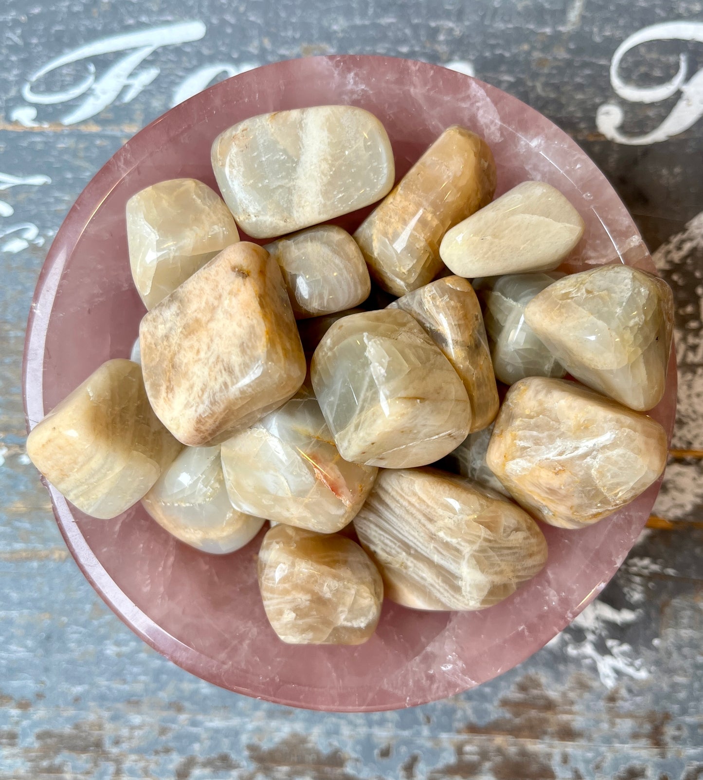 One (1) Gorgeous Moonstone Tumble from India