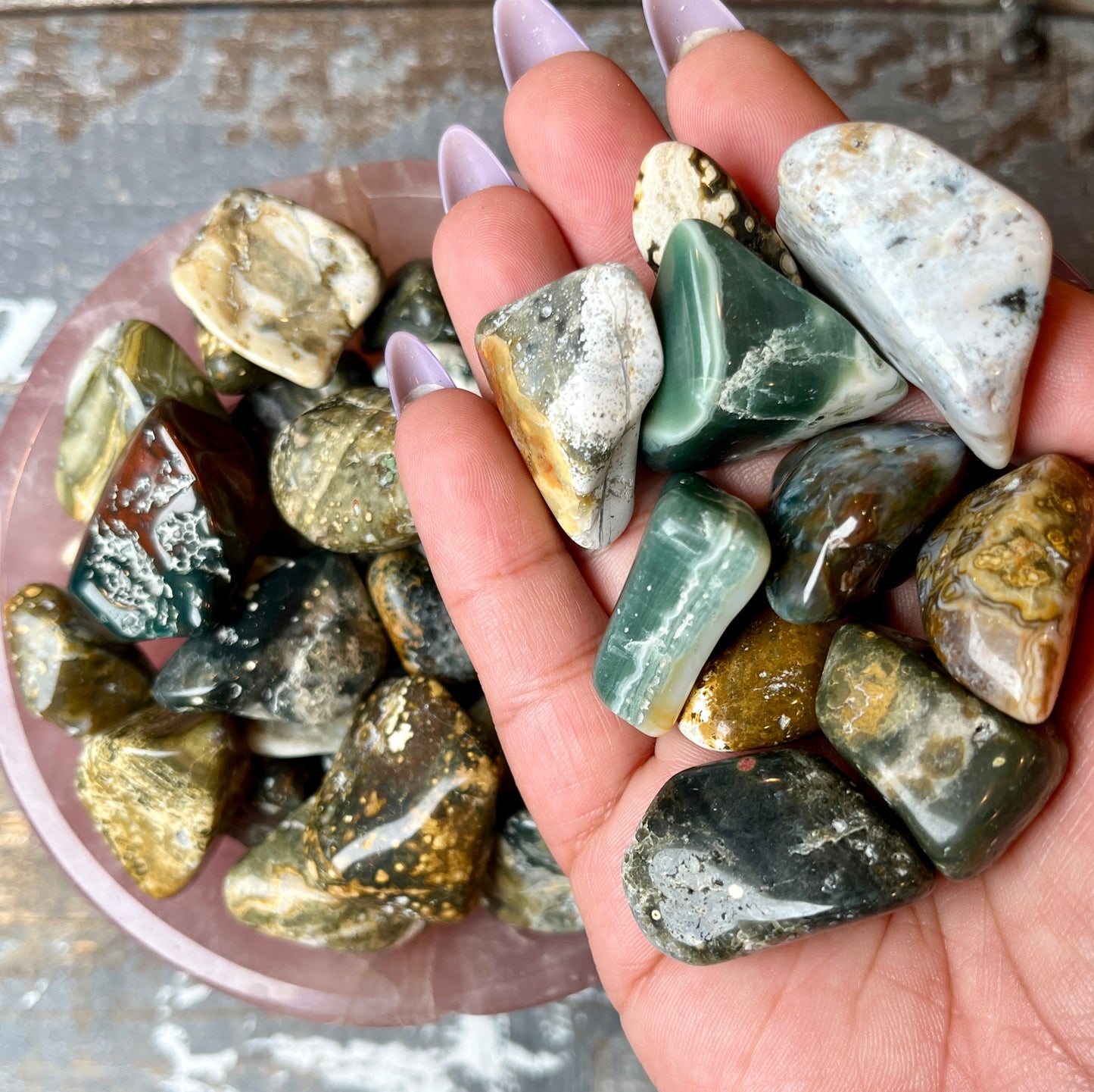 One (1) Gorgeous Veinless Ocean Jasper Tumble