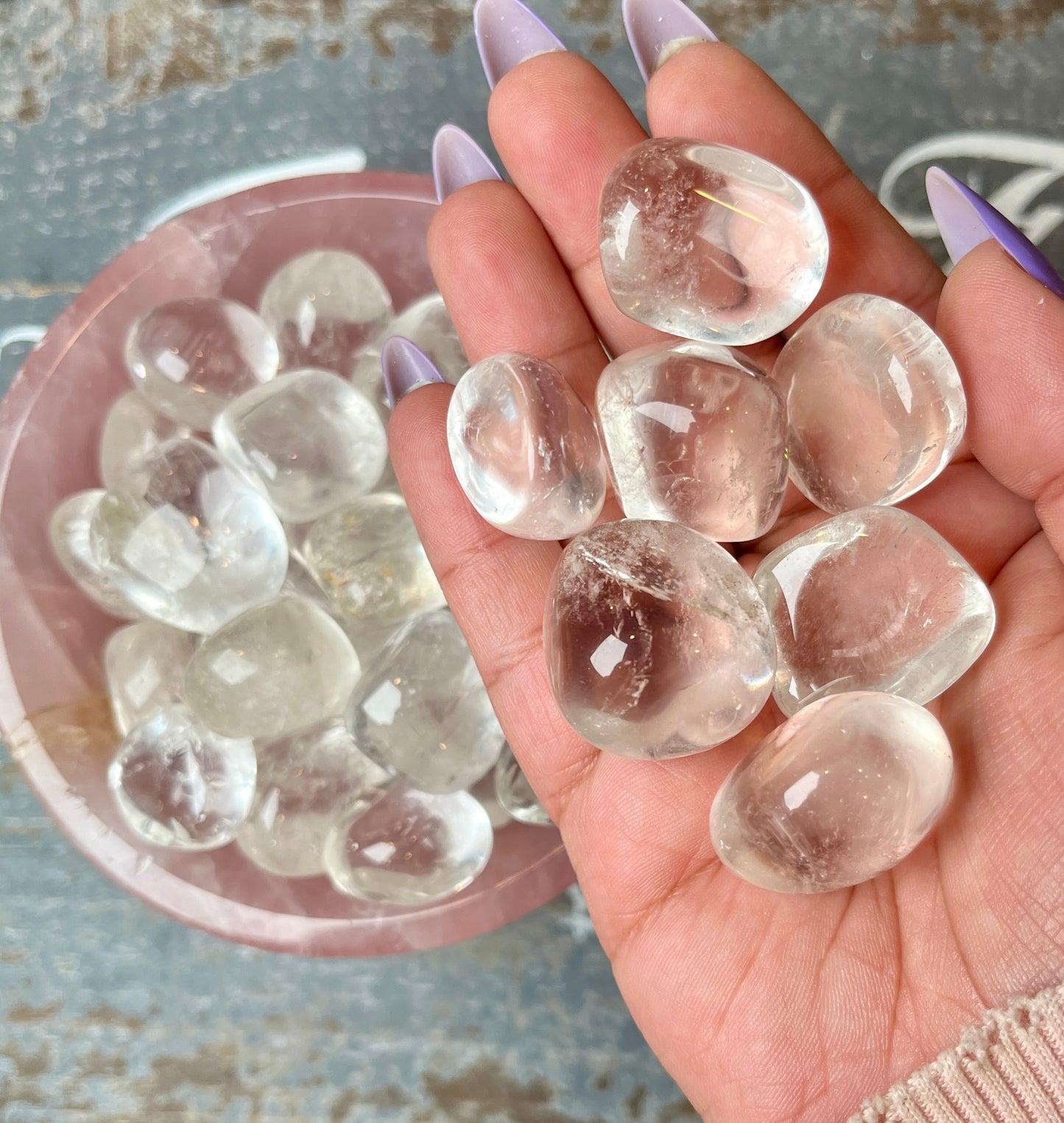 One (1) Gorgeous Clear Quartz Tumble