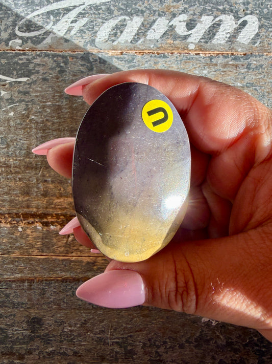 Gorgeous Mookaite Palm Stone from Australia | Opt U
