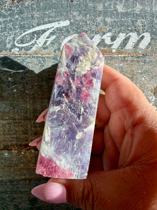 Gorgeous Unicorn Stone Tower | Opt E