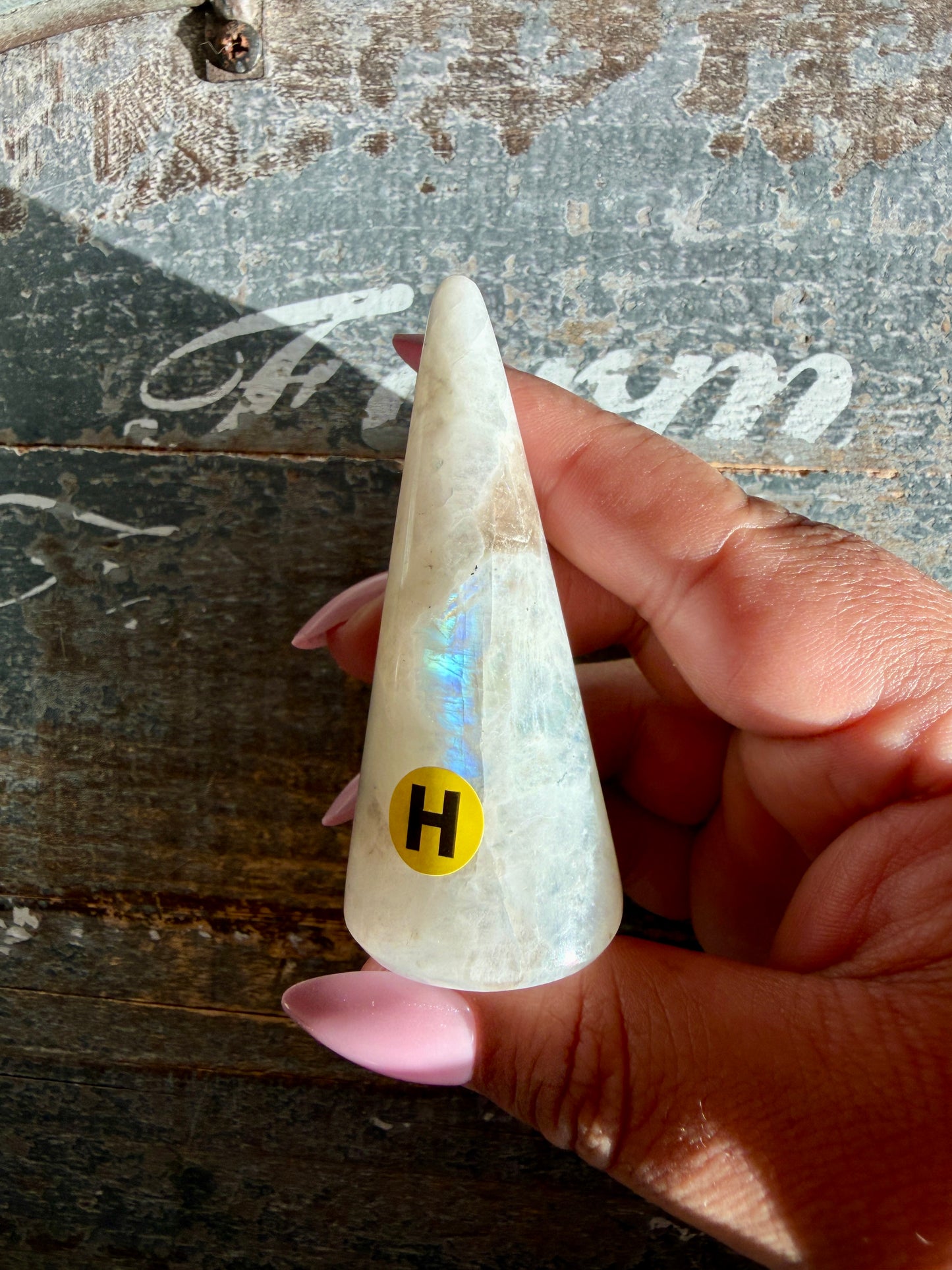 Flashy Rainbow Moonstone Ring Holder | Opt H