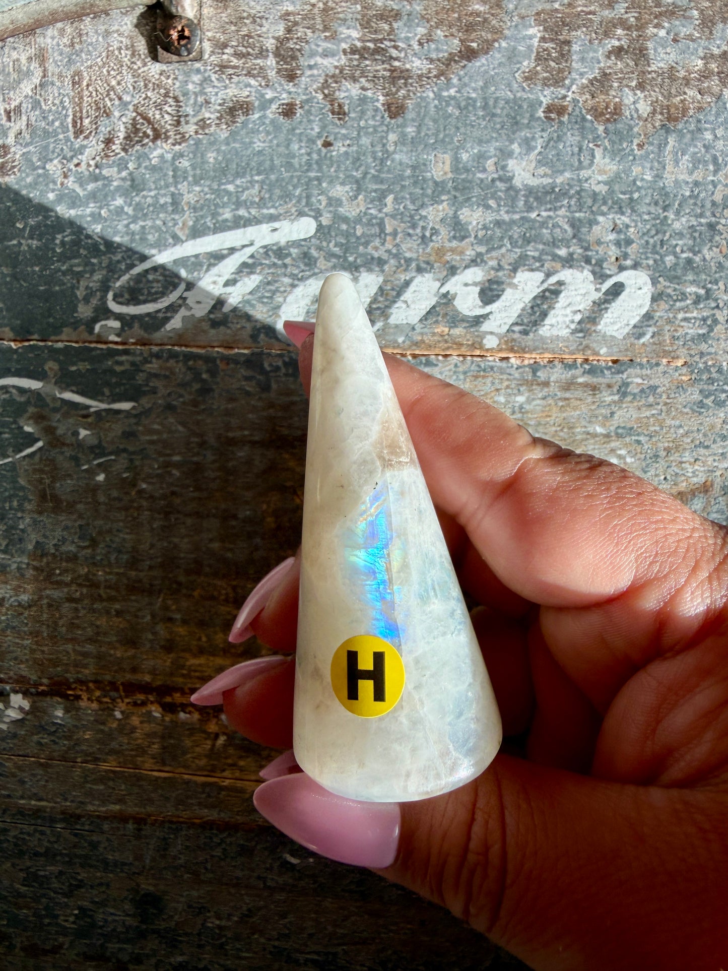 Flashy Rainbow Moonstone Ring Holder | Opt H