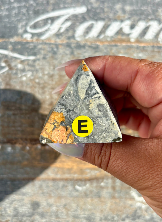 Maligano Jasper Pyramid | Opt E