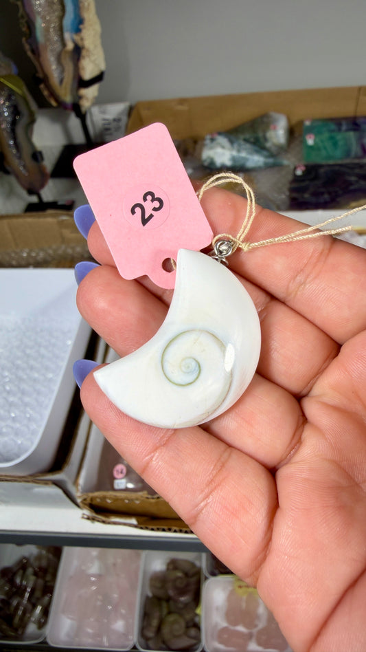 Shell Moon Pendant | Opt 23